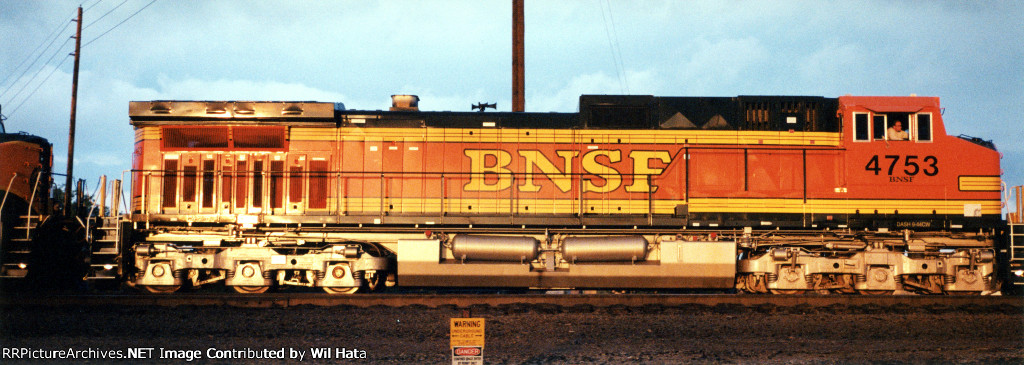 BNSF C44-9W 4753